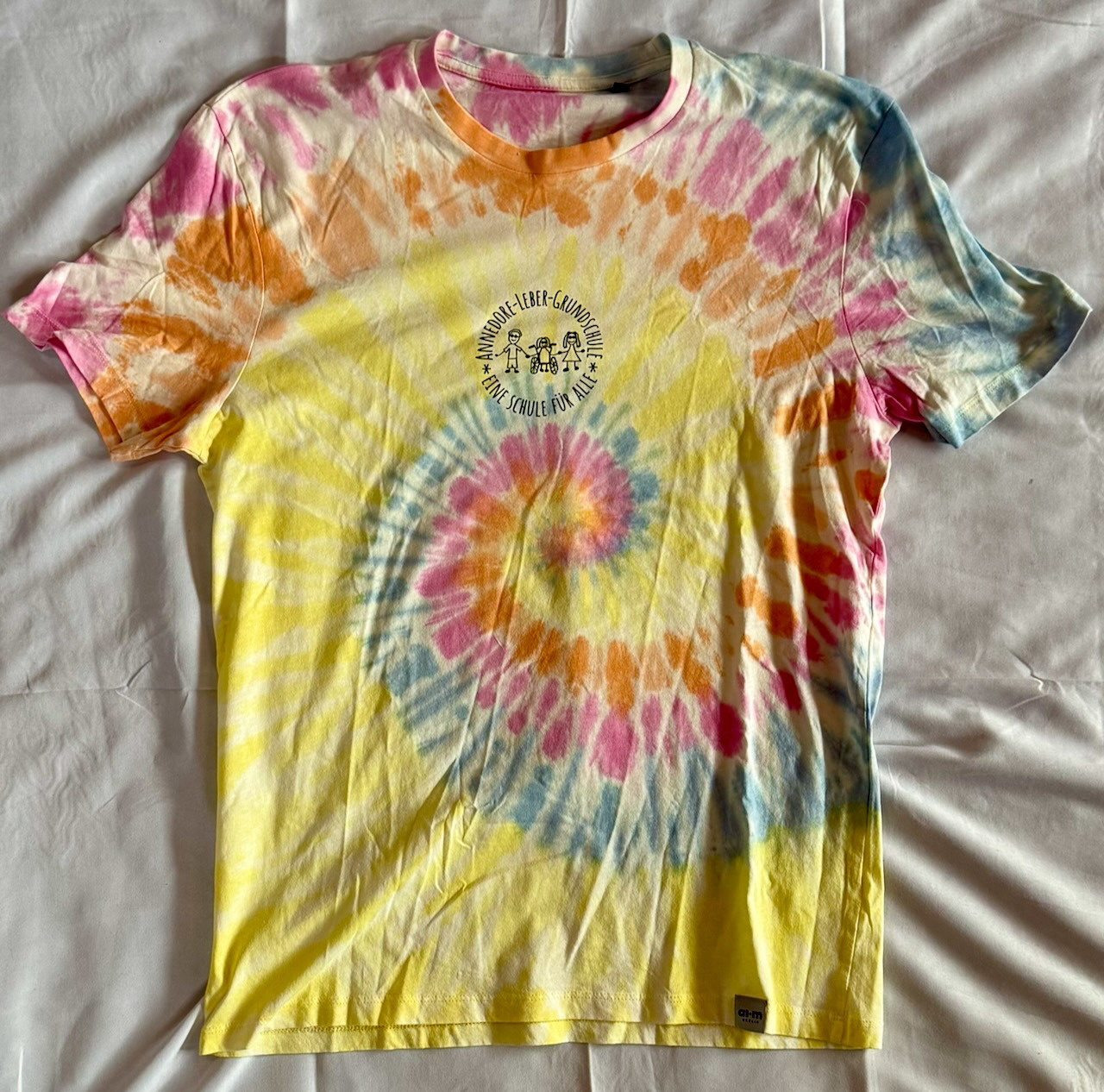 T-Shirt – Batik-Colorful